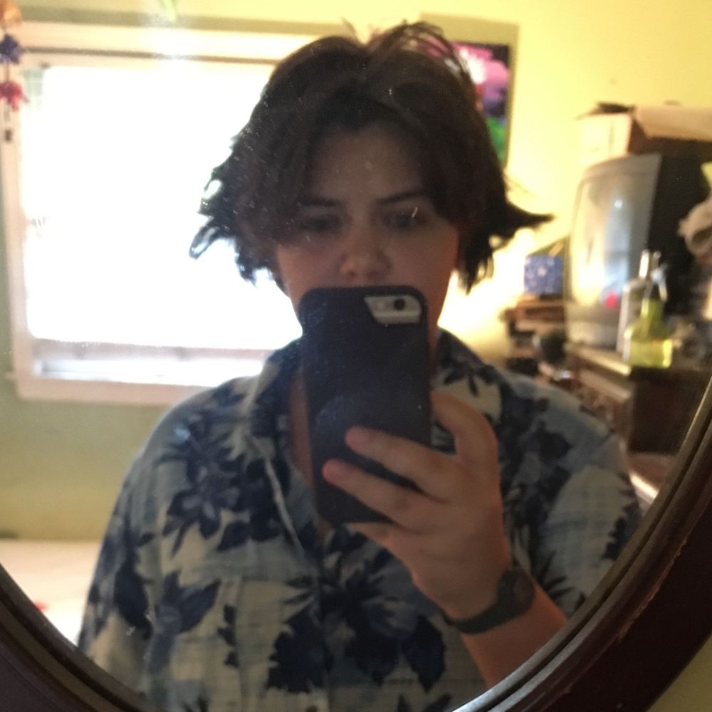 Meet your Posher, Izzy